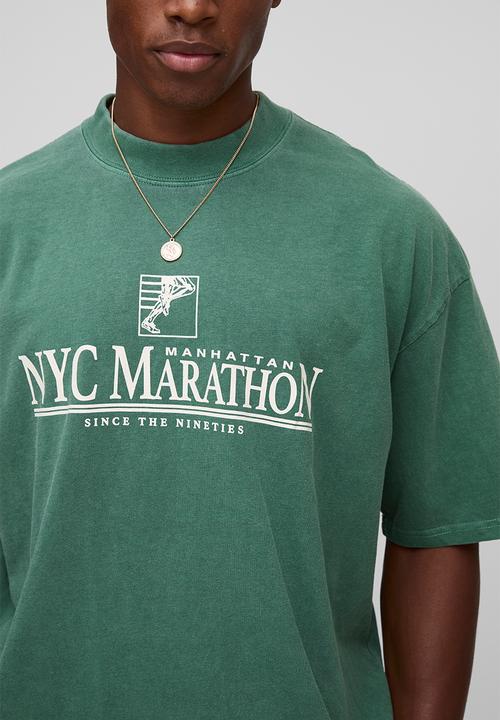 boohooMAN - Oversized Boxy NYC Marathon Leisure Wash T-shirt - Forest