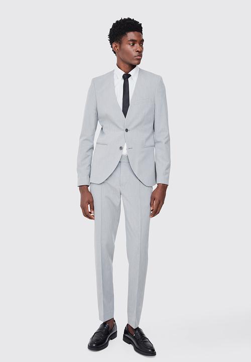 boohooMAN - Fixed Waist Slim Pintuck Tailored Trousers - Grey