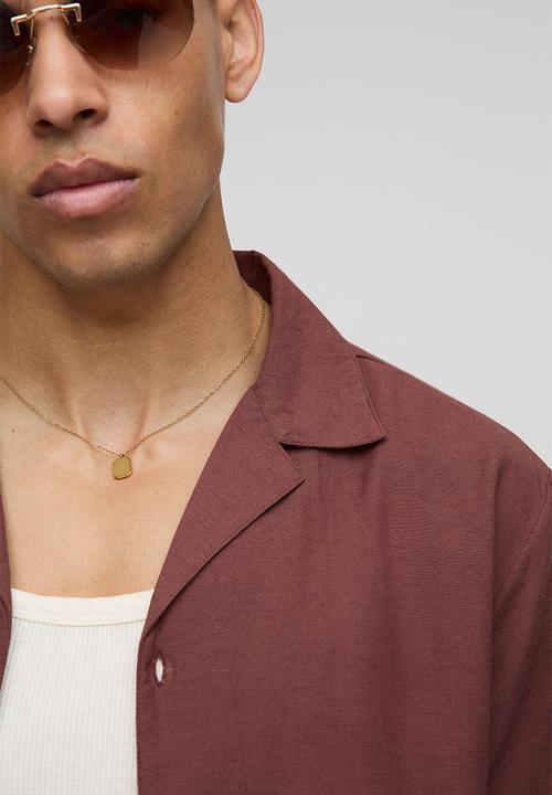 boohooMAN - Regular Fit Revere Linen Blend Short Sleeve Shirt - Chocolate