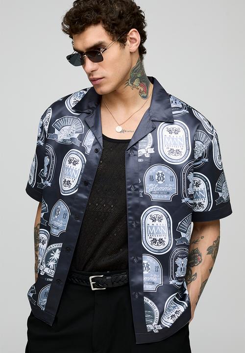 boohooMAN - Oversized Short Sleeve Border Print Satin Shirt - navy