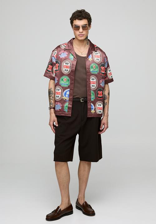 boohooMAN - Oversized Short Sleeve Border Print Satin Shirt - Brown