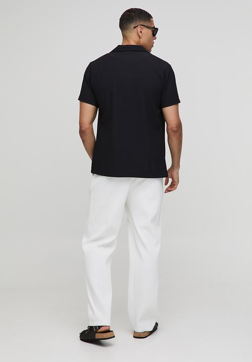 boohooMAN - Relaxed Fit Elasticated Waist Pleated Trousers - White