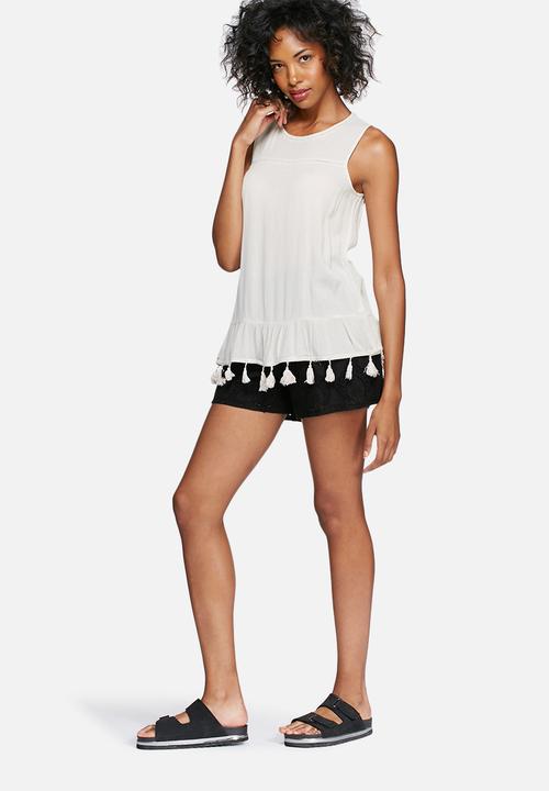 Vero Moda - Wonda tassle top