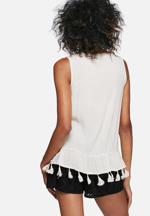 Vero Moda - Wonda tassle top