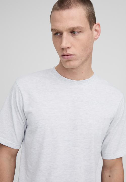 boohooMAN - Regular Fit Basic Crew Neck T-shirt - Grey Marl