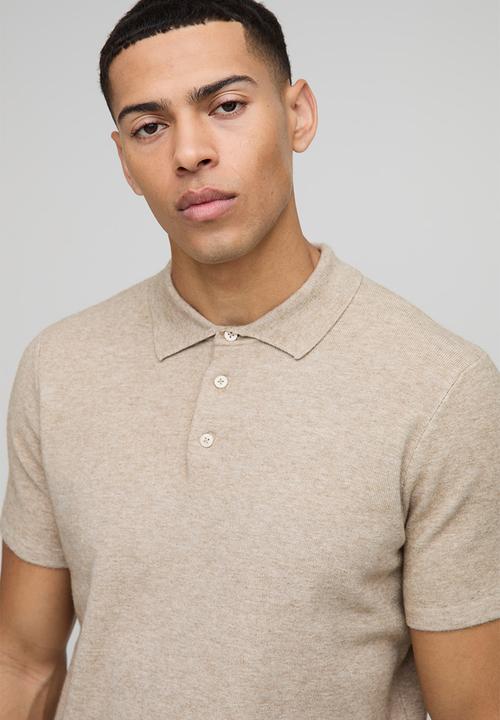 boohooMAN - Regular Fit Button Up Knitted Polo - Taupe