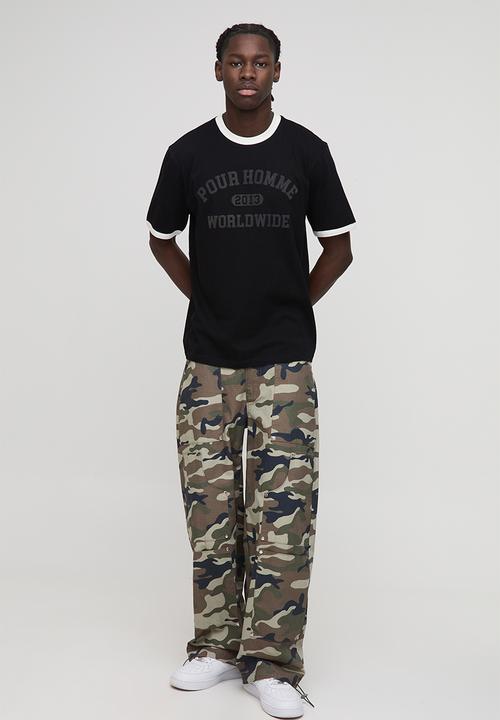 boohooMAN - Regular Fit Pour Homme Ringer T-Shirt - Black