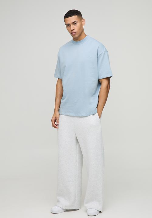 boohooMAN - Oversized Extended Neck BM Signature Heavyweight T-shirt - Powder Blue