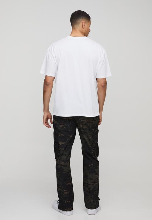 boohooMAN - Oversized Official Cherry Printed T-Shirt - White