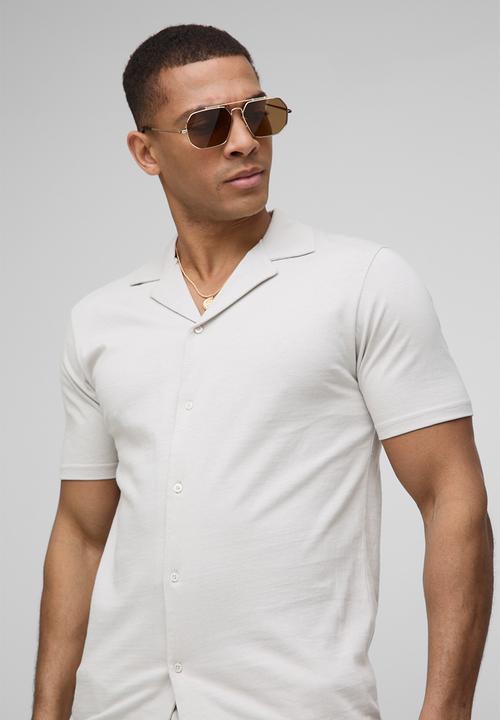 boohooMAN - Slim Fit Jersey Short Sleeve Revere Shirt - Light Grey