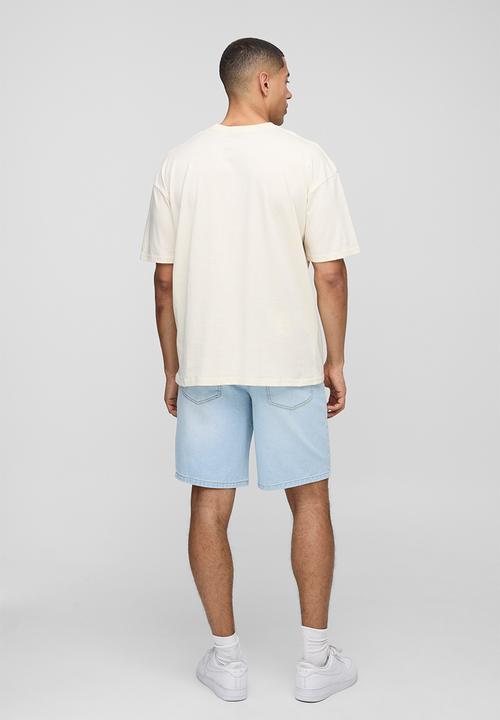 boohooMAN - Oversized Olive Print T-Shirt - Ecru
