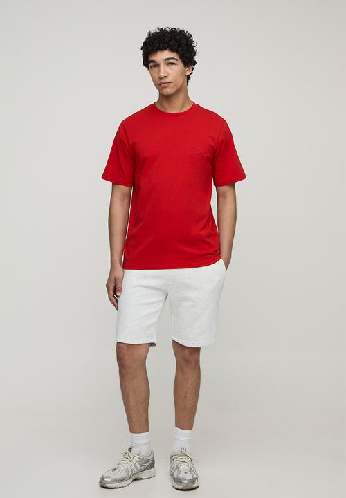 boohooMAN - Regular Fit BM Signature Embroidered Crew Neck T-shirt - Red