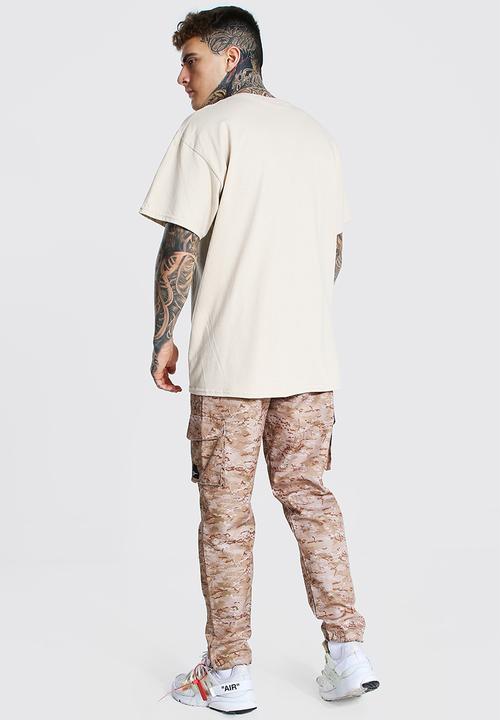 boohooMAN - Oversized Monaco Limited Edition T-shirt - Sand