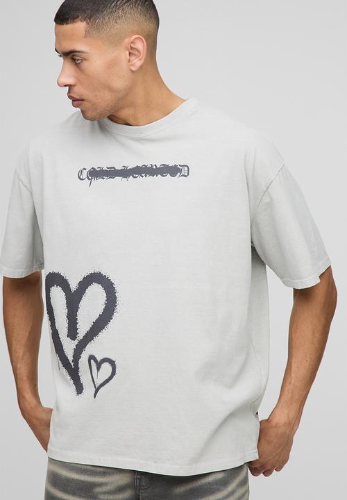 boohooMAN - Oversized Graffiti Heart Graphic Washed T-shirt - Light Grey