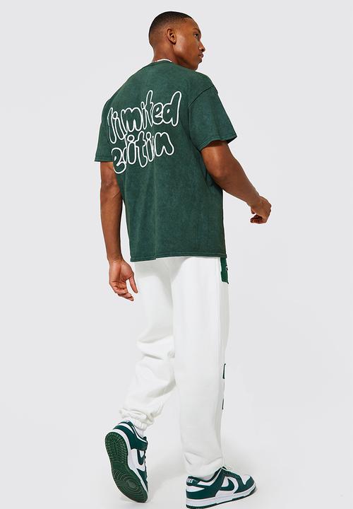 boohooMAN - Oversized Limited Edition Acid Wash T-shirt - Green