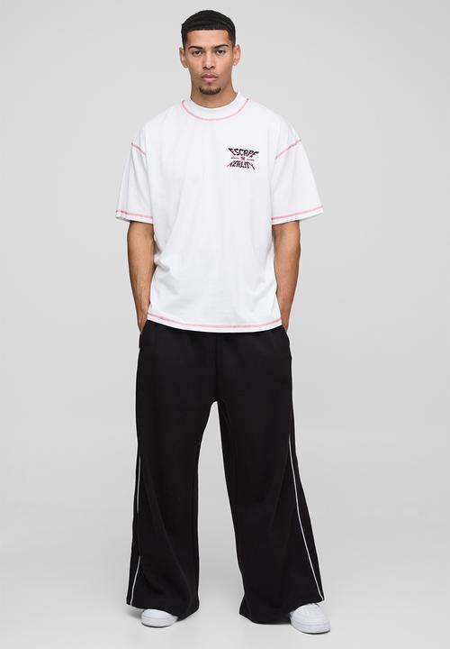 boohooMAN - Oversized Extended Neck Contrast Stitch Graphic Print Tee - White