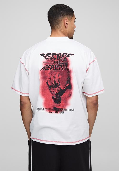 boohooMAN - Oversized Extended Neck Contrast Stitch Graphic Print Tee - White