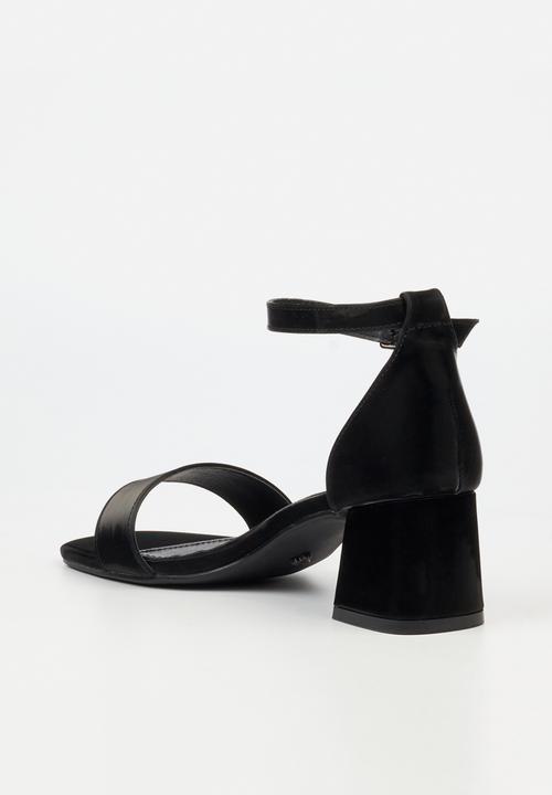 Butterfly Feet - Germaine 1 Open Toe Ankle Strap - Black
