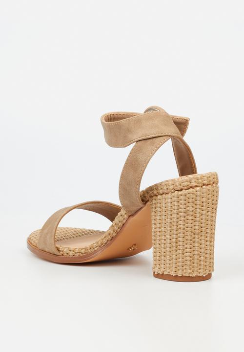 Butterfly Feet - Imogene 1 Open Toe Ankle Strap - Neutral