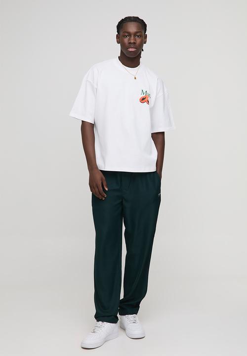 boohooMAN - Oversized Extended Neck Man Papaya T-Shirt - White