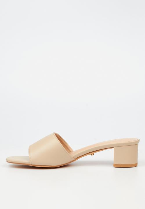 Miss Black - Bina 2 low block heel mule - neutral