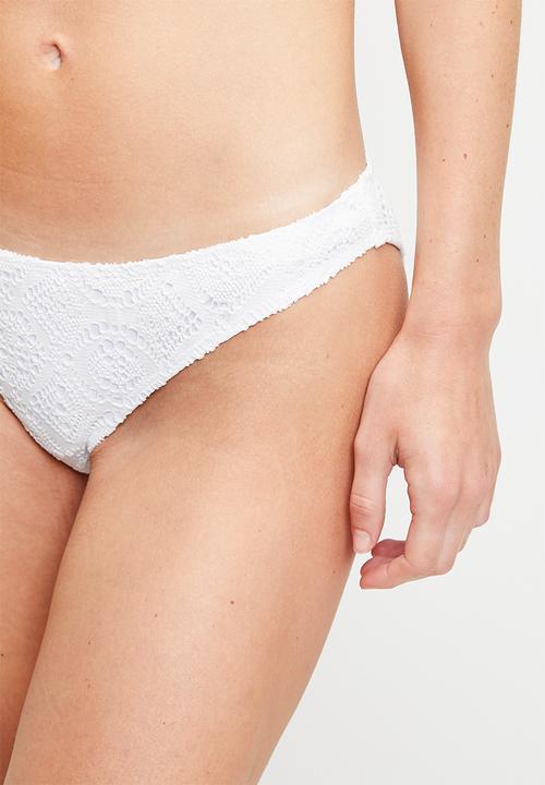 Brave Soul - Mid Rise Bikini Bottoms With Crochet Overlay - White