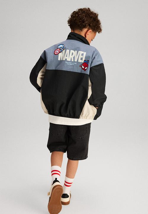 H&M - Printed windbreaker - dark grey/marvel 