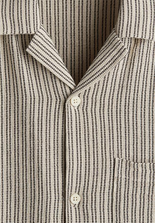 H&M - Regular fit textured resort shirt - beige striped 