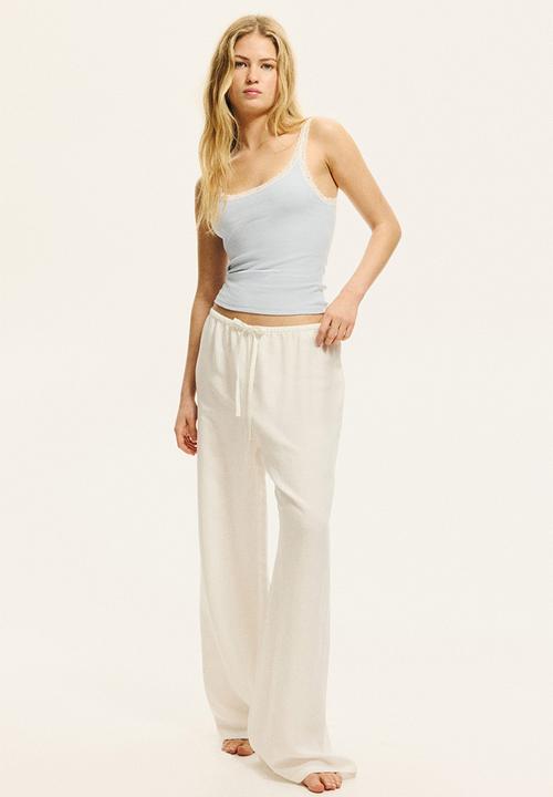H&M - Lace-trimmed vest top - light blue