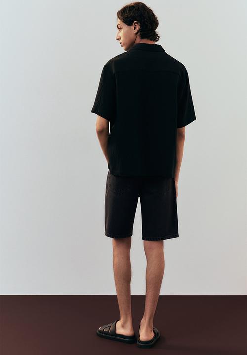 H&M - Regular denim shorts - black