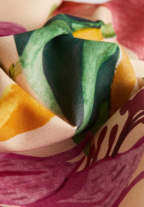 H&M - Patterned cushion cover - peach pink/floral 