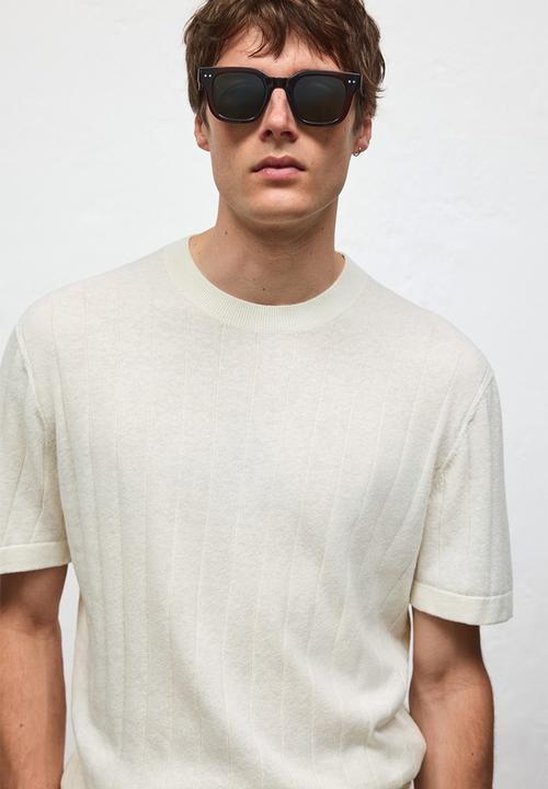 H&M - Regular fit knitted t-shirt - cream