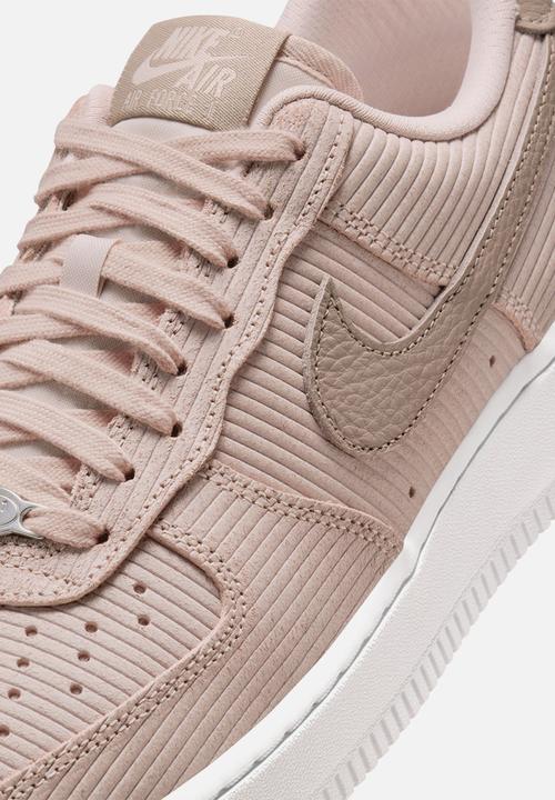 Nike - Air Force 1 '07