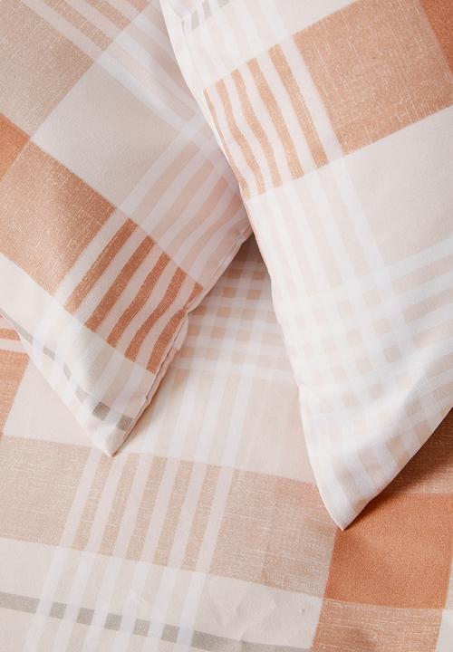 Sixth Floor - Super Soft Perez Check Duvet Set - Blush
