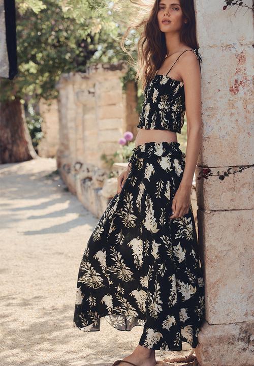 H&M - Tie-strap smocked top - black/floral 