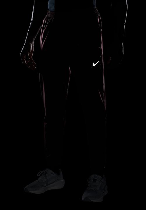 Nike - Challenger Dri-FIT Woven Pants - Burgundy Crush/Black/Reflective Silv