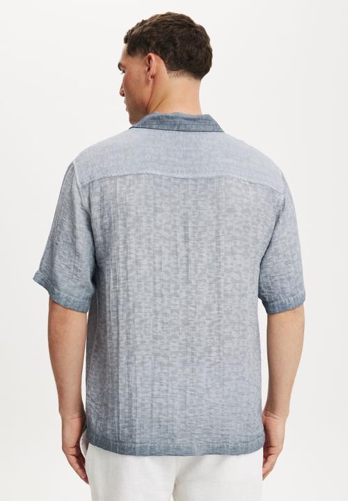 Cotton On - Washed Box Fit Short Sleeve Shirt - Overdye Blue