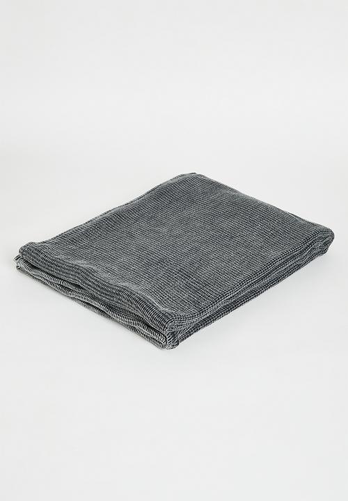Sixth Floor - Stone washed Waffle Throw - Grey