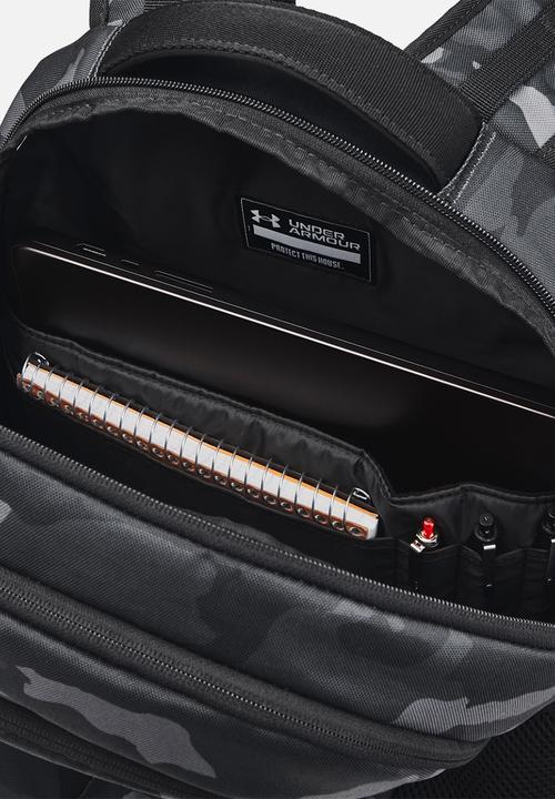 Under Armour - UA Hustle 6.0 Backpack - Black / Black / Metallic Gold