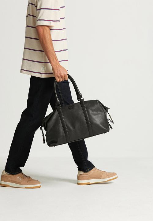 Freedom of Movement - Lee - Pebble Black