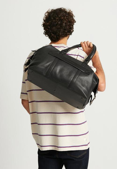 Freedom of Movement - Lee - Pebble Black