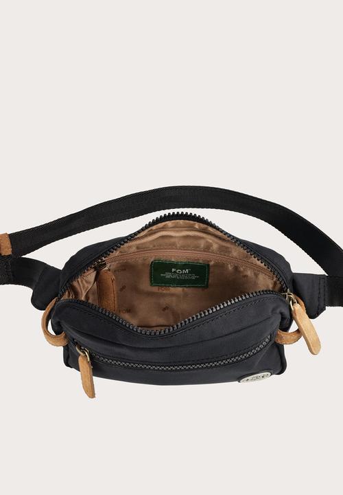 Freedom of Movement - Recycled Rover Crossbody - Black