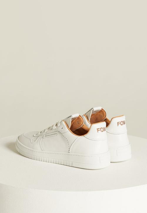 Freedom of Movement - Ladies Tekkie - Snow