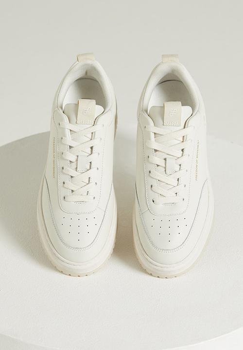 Freedom of Movement - Platform 1.0 - White