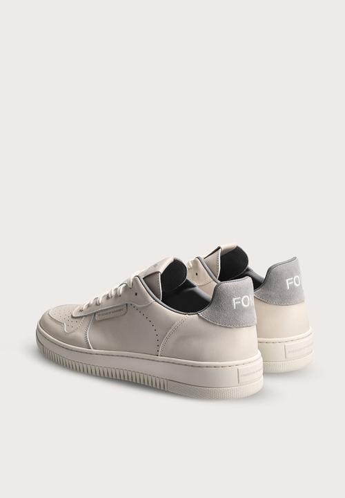 Freedom of Movement - Mens Tekkie - Off-White/Storm