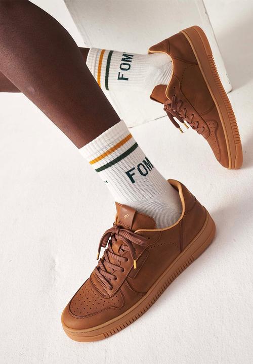 Freedom of Movement - Mens Tekkie - Karoo