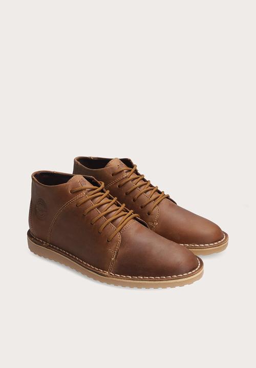 Freedom of Movement - Vellies Standard - Whiskey