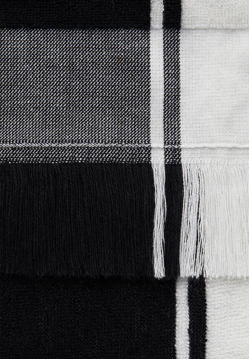 H&M - Poncho towel - black