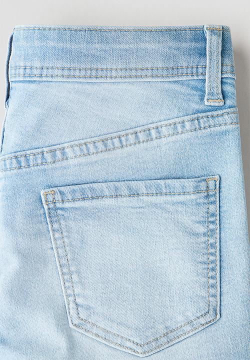 H&M - Denim shorts - light denim blue 