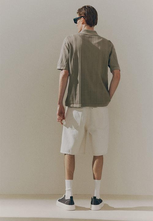 H&M - Regular fit polo shirt - khaki green